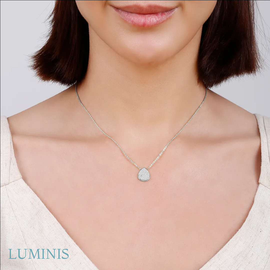 Collier avec Goutte en Argent