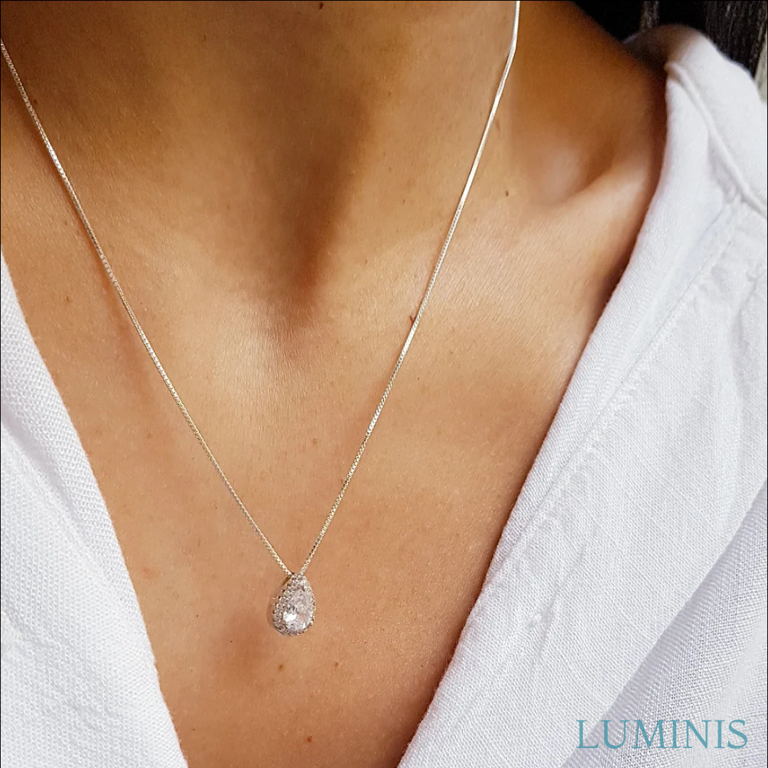 Set Boucles d'oreilles et Collier Goutte en Cristal Sertie de Zircones en Argent 925