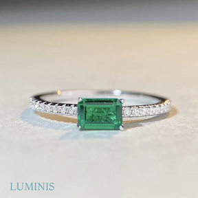 Bague Baguette Verte Sertie en Argent 925