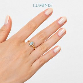 Bague Ovale avec Topaze Pierre Bleue en Argent 925 avec Plaquage en Or Jaune 18k